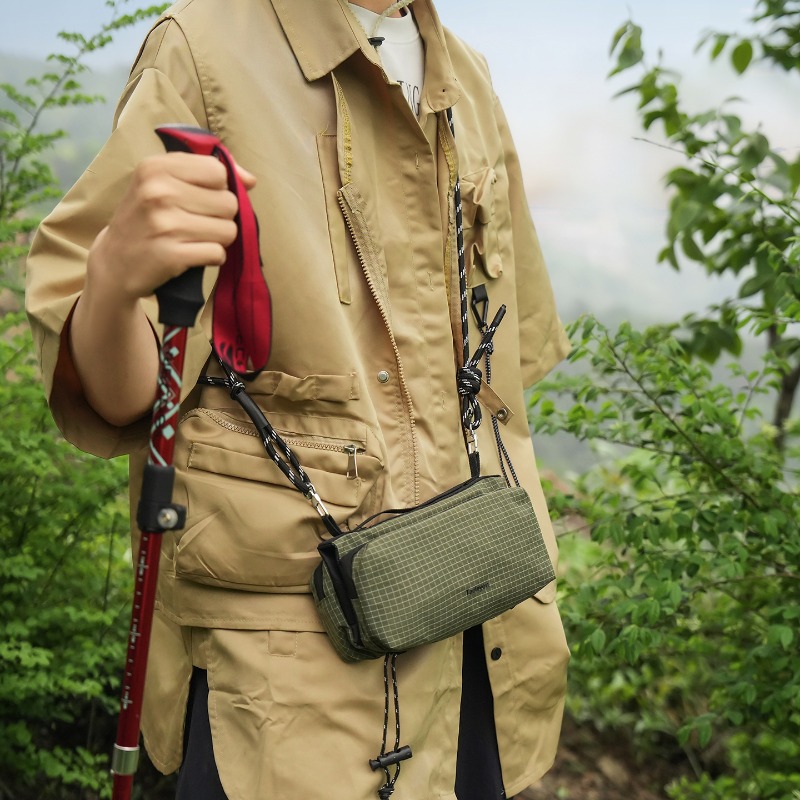 Waterproof Nylon Crossbody Sli - огляд і ціна Waterproof Cycling Commute